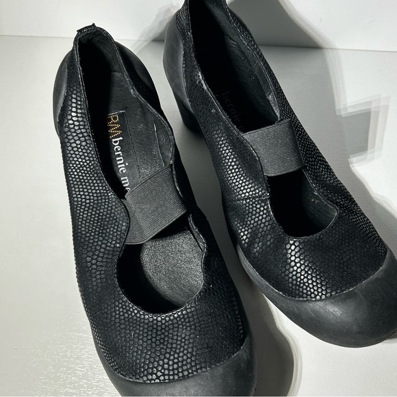 Bernie Mev Women's Size 40 Cody Pumps Heel Sparkle Black Comfort Black  - Picture 10 of 10